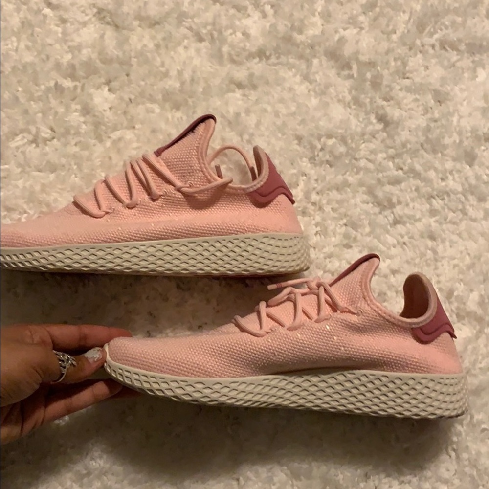 Adidas - Picture 2 of 4